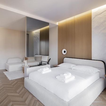 Square Inn Garden Aparthotel Тирана Экстерьер фото