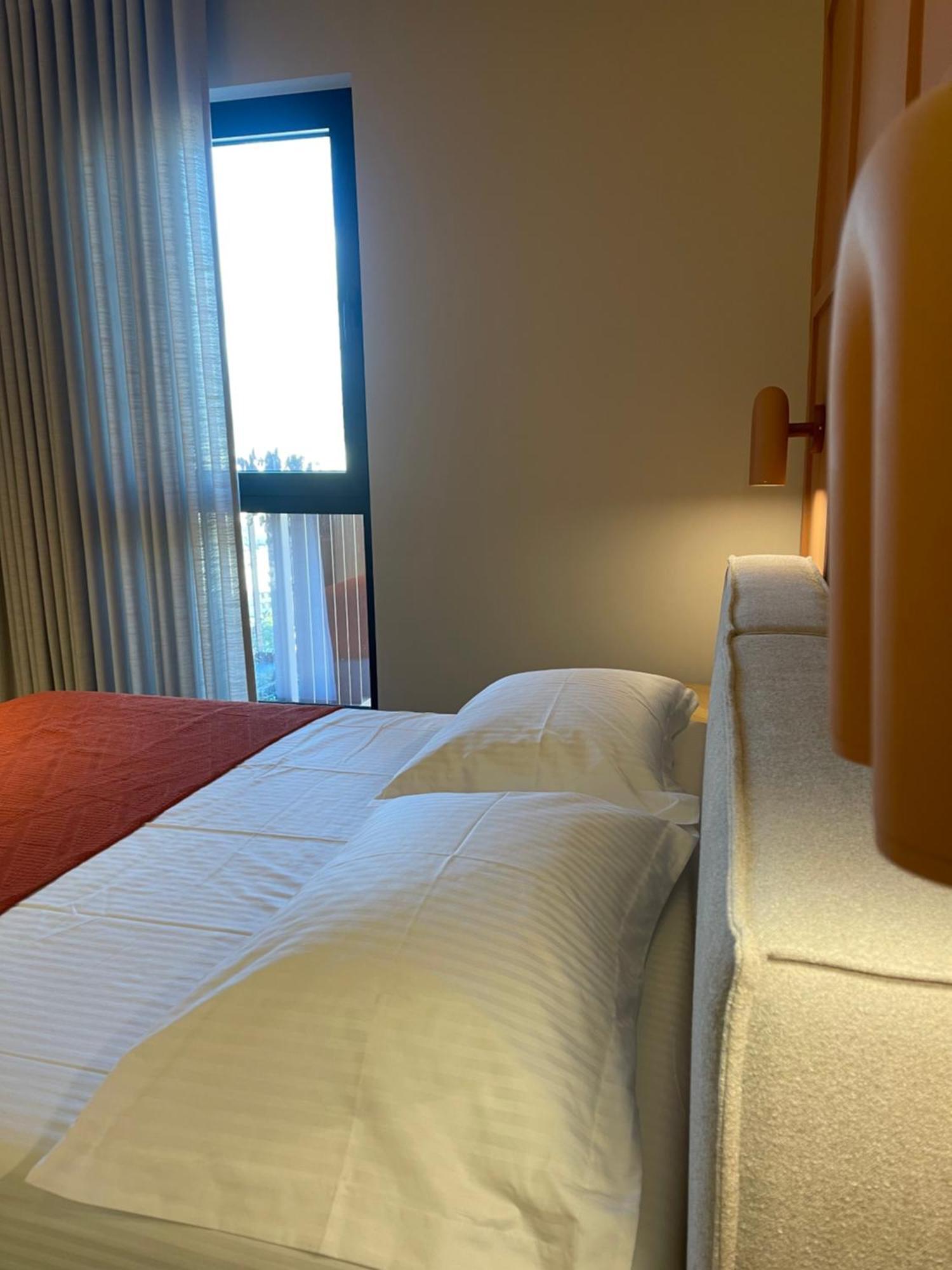 Square Inn Garden Aparthotel Тирана Экстерьер фото